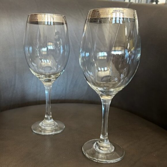 NWOT Vintage Italian Crystal Wine Champagne Glasses With Gold Trim Greek Design - Picture 2 of 13